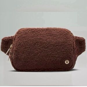 NWT- Lululemon Everywhere Belt Bag Large 2L Brown Fleece